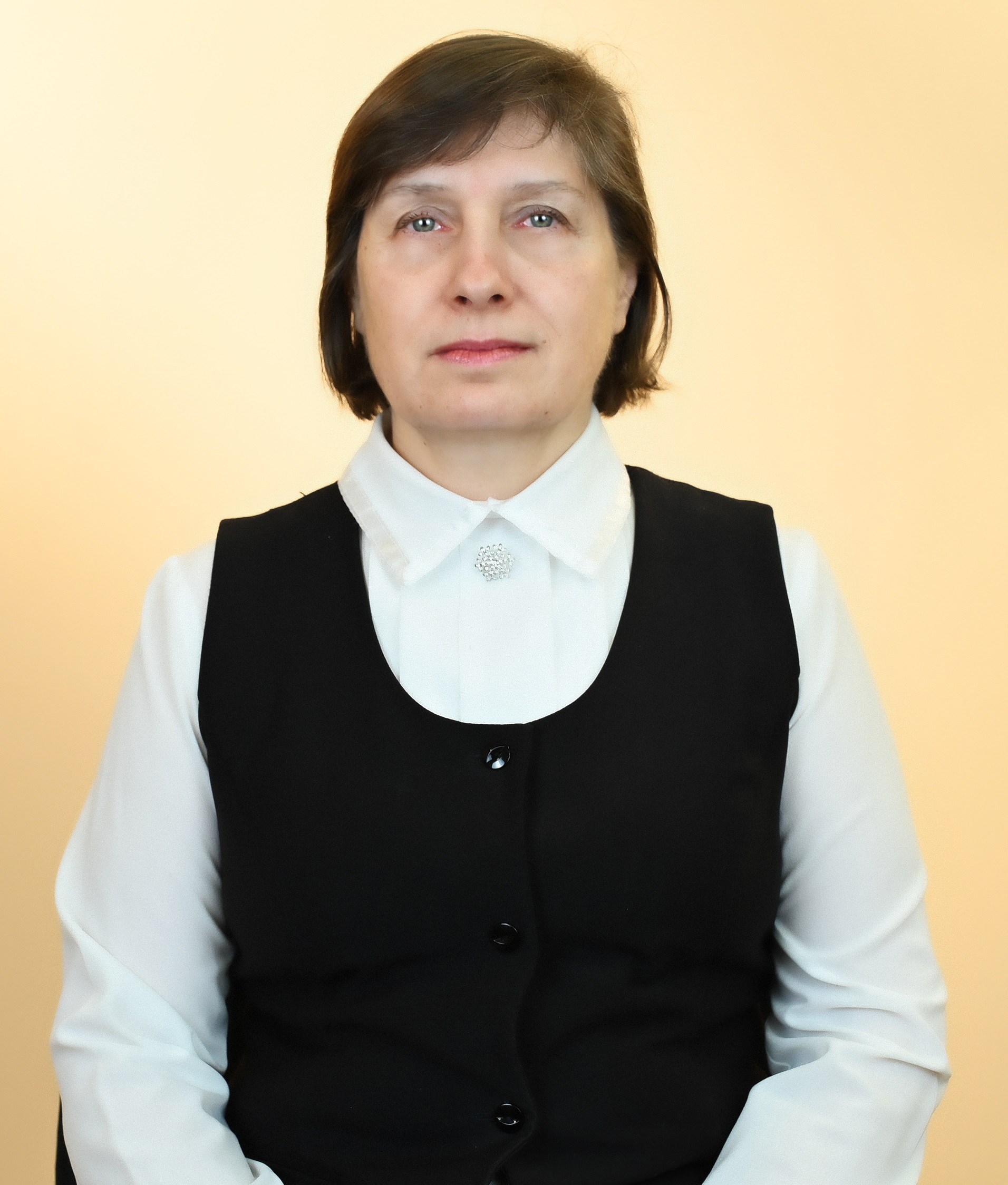 Ходырева Елена Борисовна.